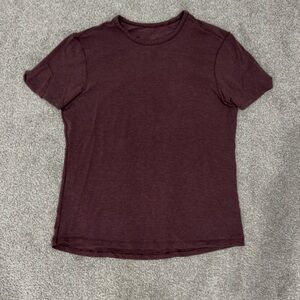 lululemon athletica Maroon Short Sleeve Tee